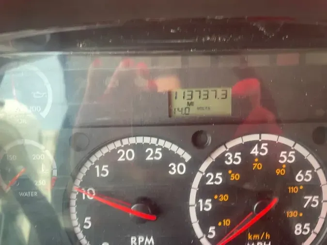 2015 FREIGHTLINER M2 106