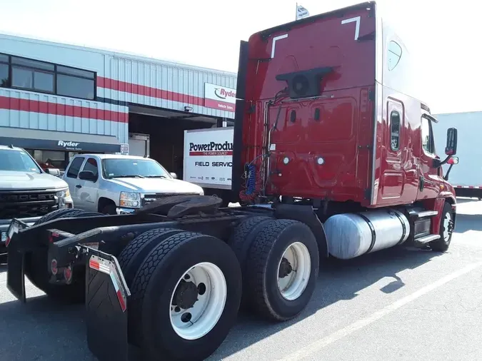 2020 FREIGHTLINER CASCADIA 125