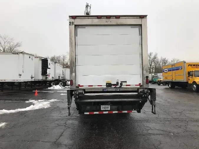 2018 Freightliner M2