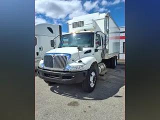 2020 NAVISTAR INTERNATIONAL MV607 (4X2)