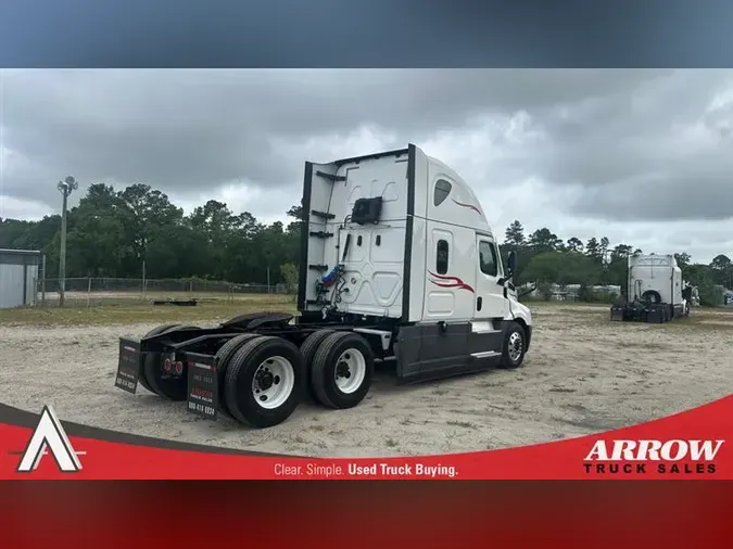 2021 FREIGHTLINER CA126