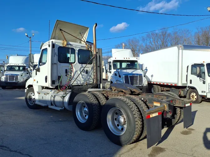 2018 FREIGHTLINER/MERCEDES CASCADIA 125