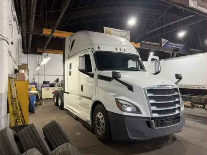 2023 FREIGHTLINER/MERCEDES NEW CASCADIA PX12664c1860c0e7c34873ec2b61536c6738b59
