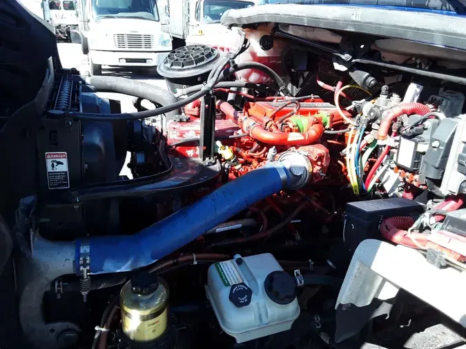 2020 FREIGHTLINER/MERCEDES M2 106c186927484cdfd80ea4b3a3bdb5219d4