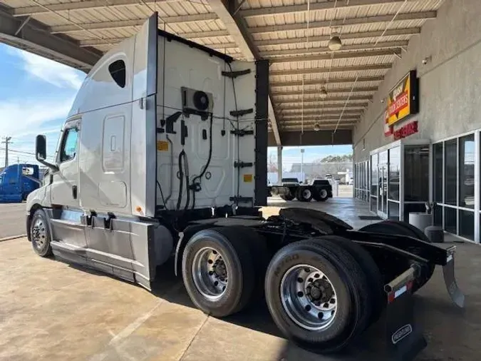 2020 Freightliner Cascadia