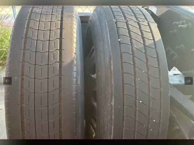 2022 VOLVO VNL64T760