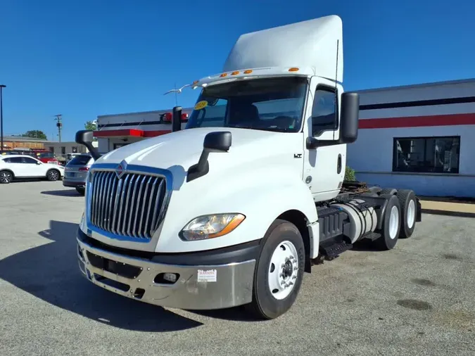 2019 NAVISTAR INTERNATIONAL LT625 DAYCAB T/Ac192bd6954240460e6fce356e6d3fe4f