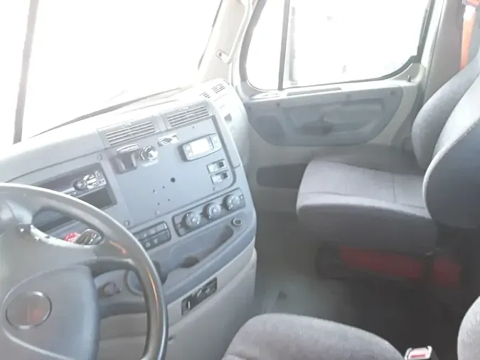 2019 FREIGHTLINER CASCADIA 125