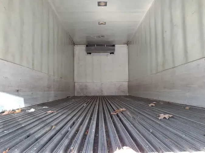 2021 FREIGHTLINER/MERCEDES M2 106