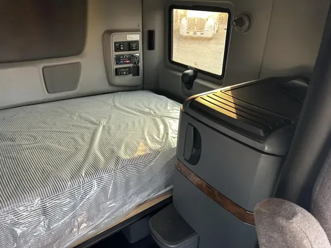 2020 International LT625