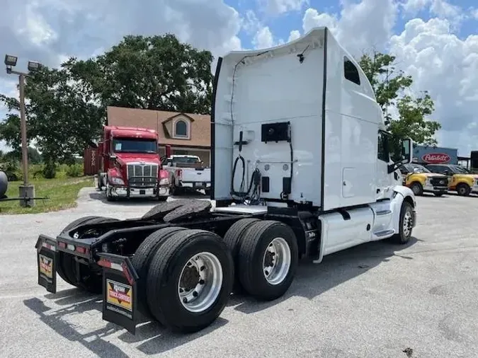 2022 Peterbilt 579