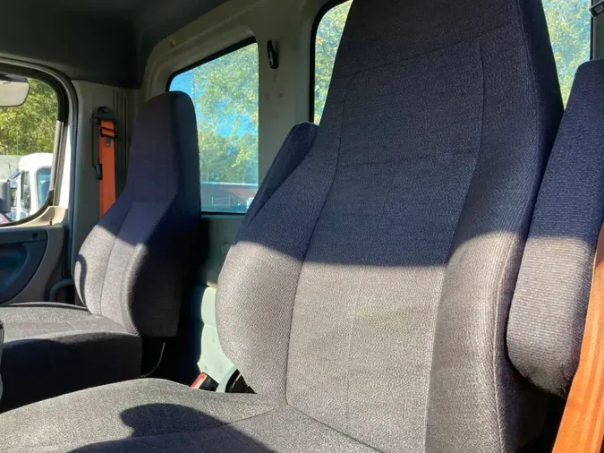 2016 FREIGHTLINER/MERCEDES CASCADIA 125