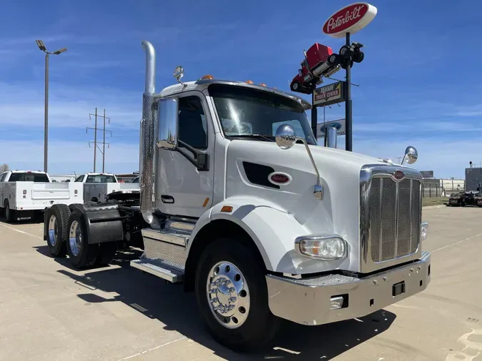 2020 Peterbilt 567