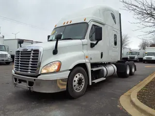 2019 FREIGHTLINER/MERCEDES CASCADIA 125