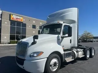 2018 International LT625