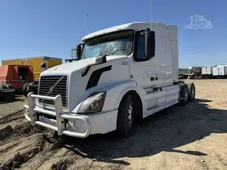 2016 VOLVO VNL64T630