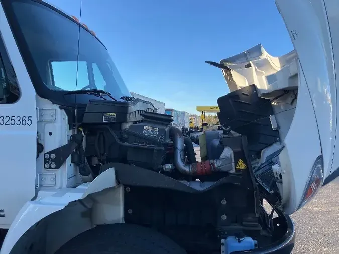 2019 International 4300