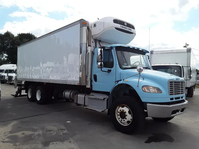 2015 FREIGHTLINER/MERCEDES M2 106