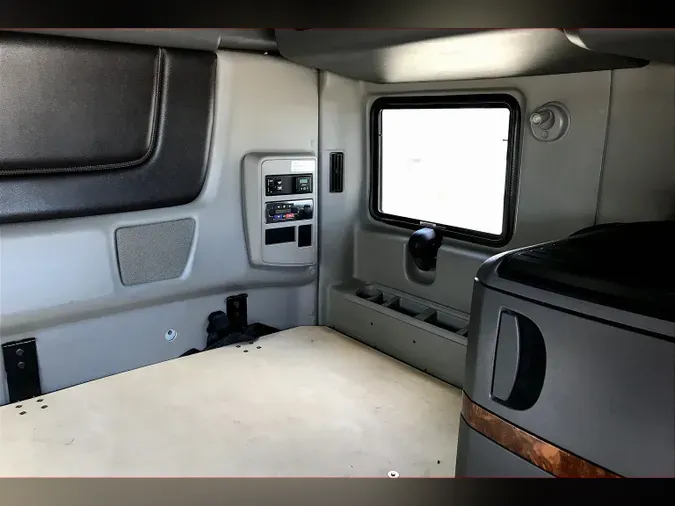 2022 INT LT625 6x4