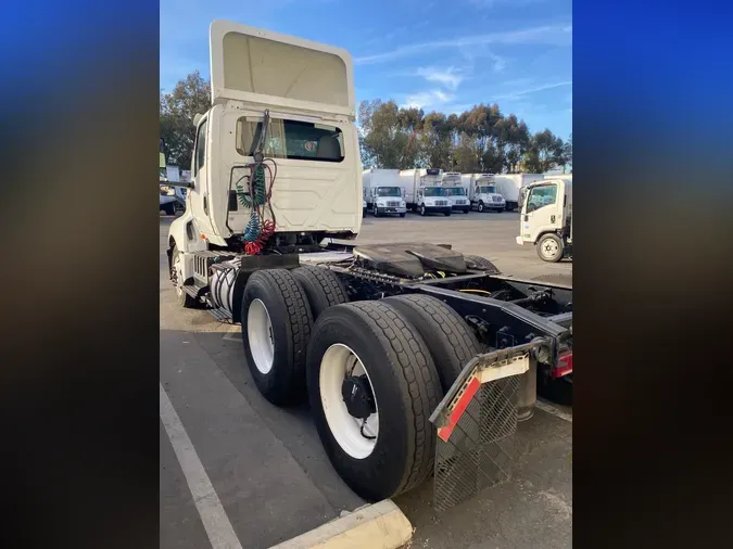 2019 NAVISTAR INTERNATIONAL LT625 DAYCAB T/A