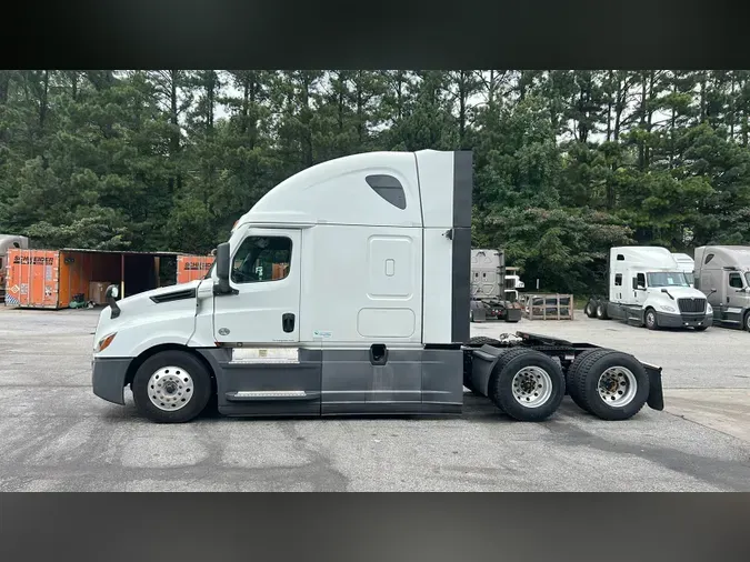 2022 Freightliner Cascadia 126