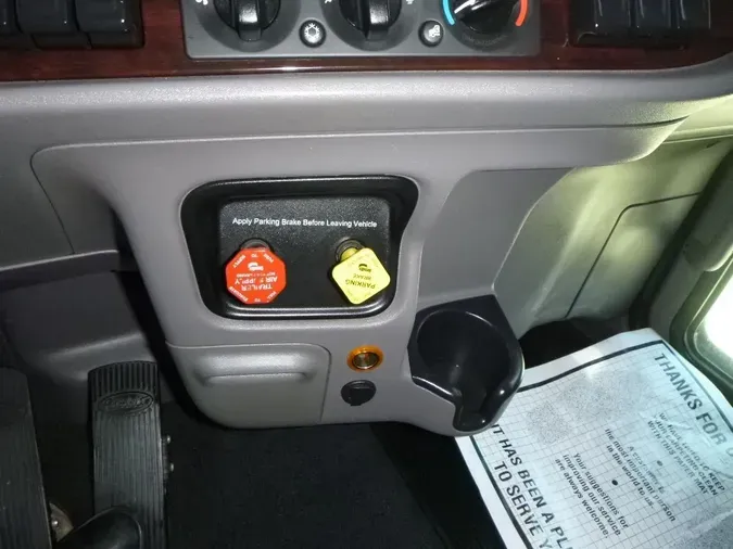 2022 Peterbilt 389