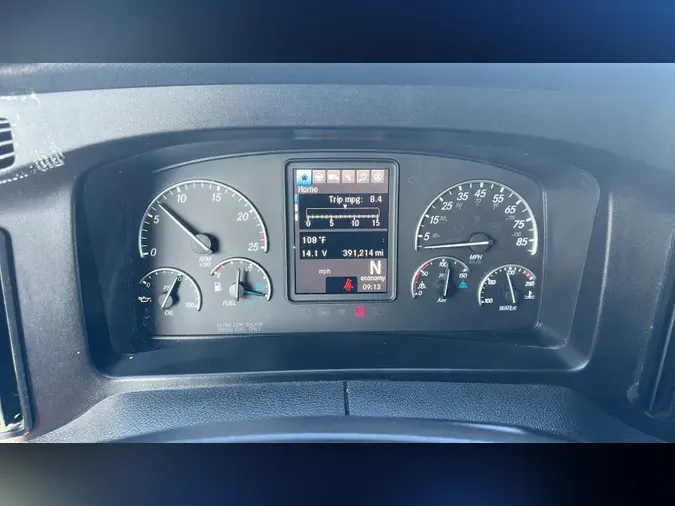 2025 Freightliner Cascadia 126