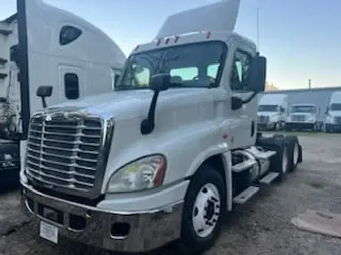 2015 FREIGHTLINER/MERCEDES CASCADIA 125c1bfaf47172cc0394bd38dd9d80566cc