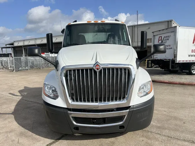 2020 International LT625