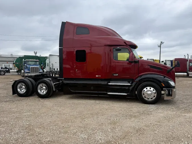 2023 Peterbilt 579