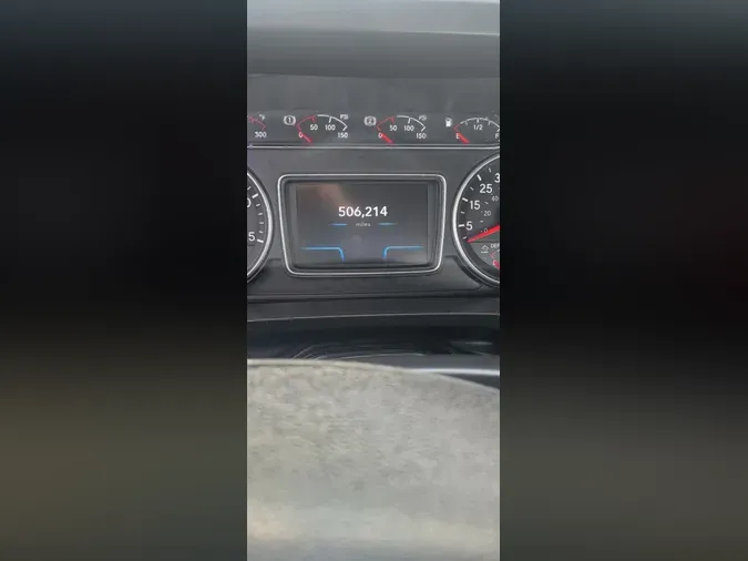 2021 International LT625