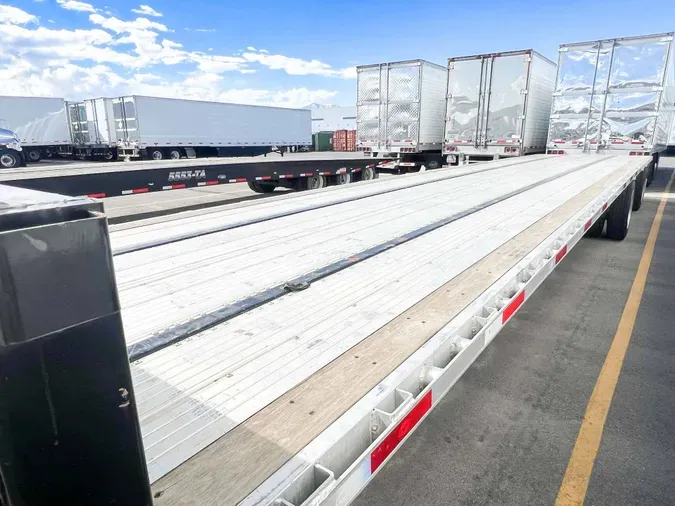 2025 UTILITY FS2CDHA