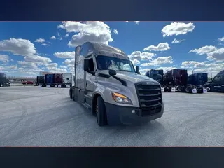 2025 Freightliner Cascadia 126