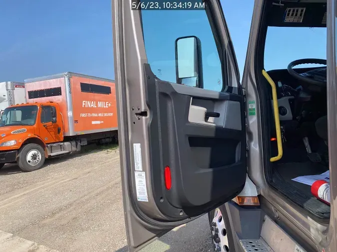 2022 Freightliner Cascadia