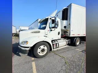 2012 FREIGHTLINER/MERCEDES M2 112