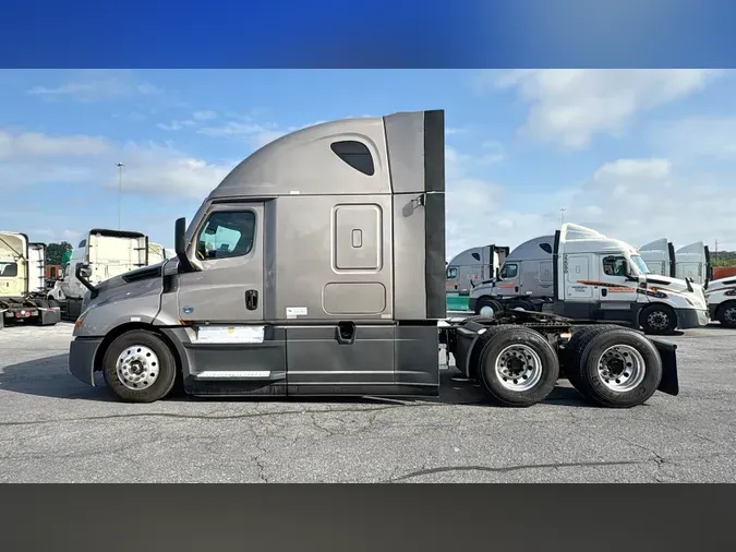 2023 Freightliner Cascadia 126c1cdab16f5f210abc48cd57d7518c100