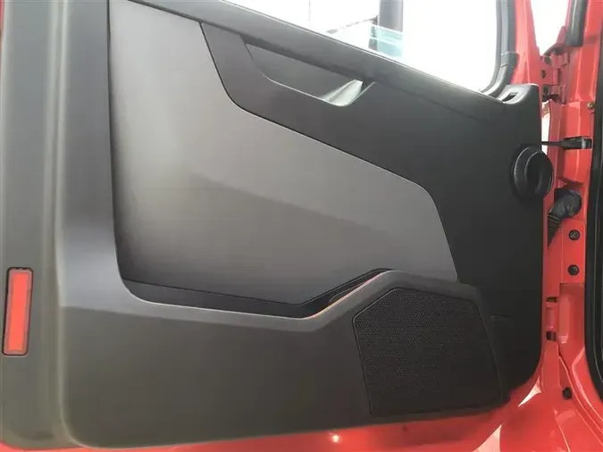 2023 VOLVO VNR300c1d0c23efae13c8dc10f9827e172b9c7