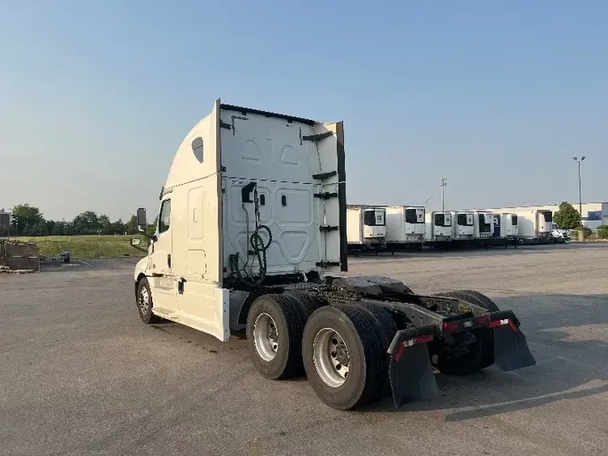 2019 Freightliner T12664ST