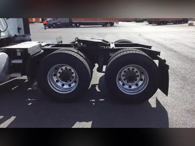 2020 Freightliner Cascadia 126c1d355403c88e47929bd8d93e1dcccac