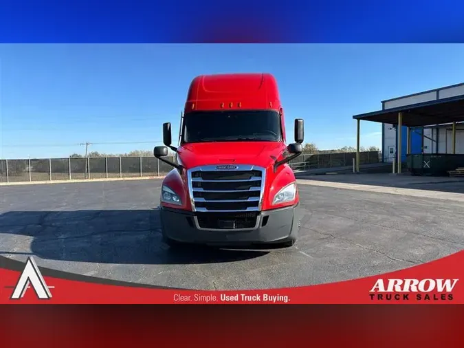 2021 FREIGHTLINER CA126