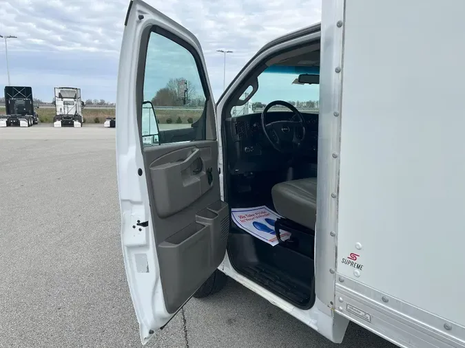2022 GMC G3500