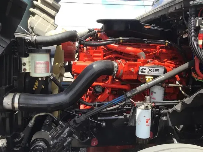 2020 INTERNATIONAL LT625