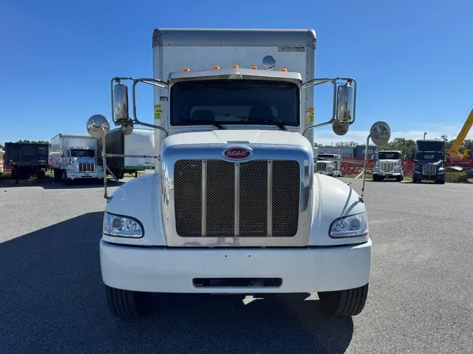 2017 Peterbilt 337