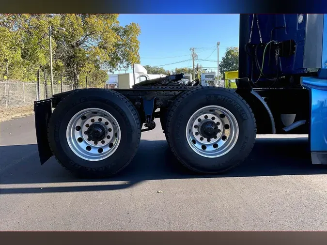 2022 INT LT625 6x4