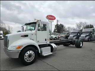 2019 Peterbilt 337