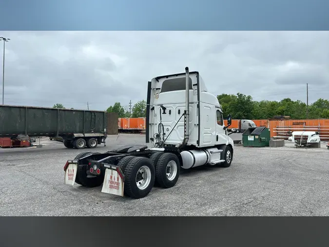 2020 Freightliner Cascadia