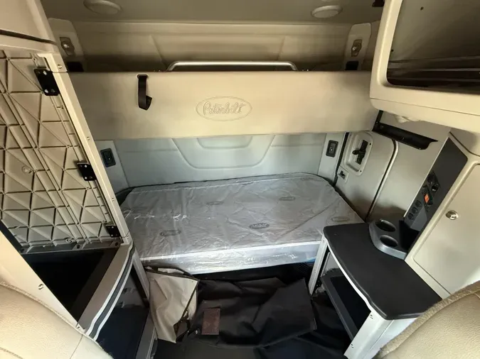 2021 Peterbilt 567c1e101b0f71c25174075c845e90d24da