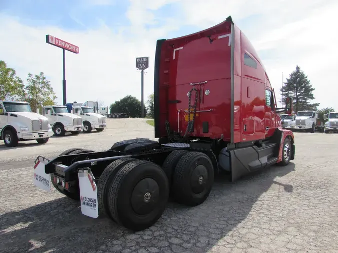 2022 Kenworth T680