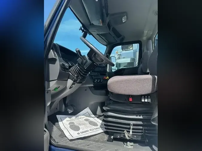 2020 International LT625