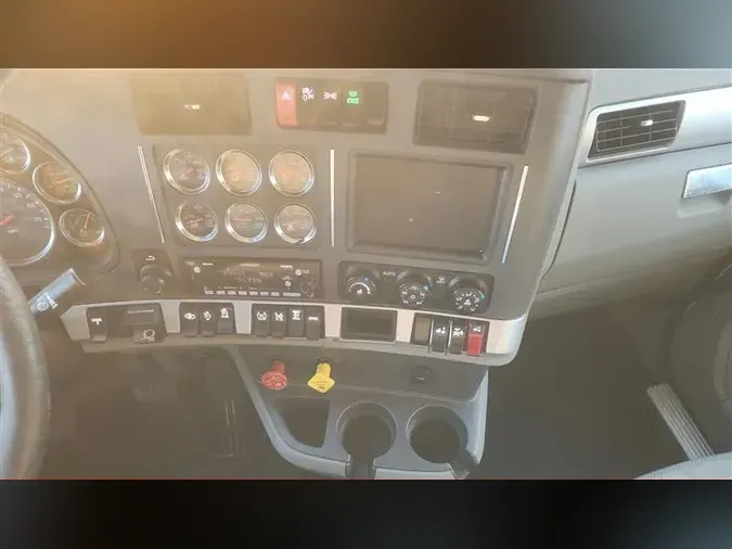 2021 KENWORTH T680